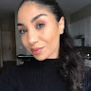 Meet your Posher, Eleni